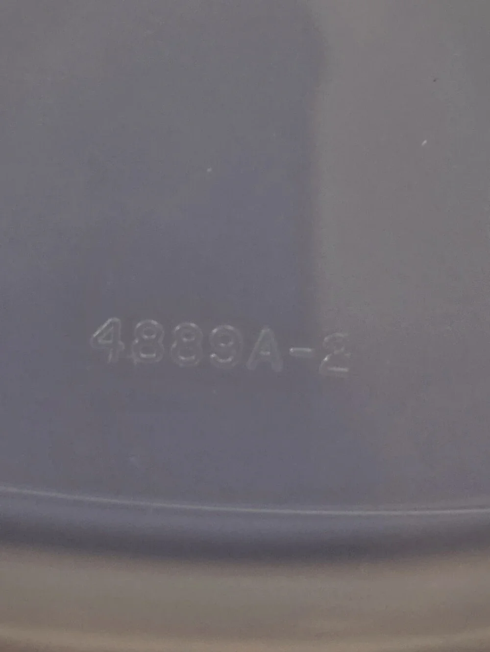 TUPPERWARE LG Round Container NWT